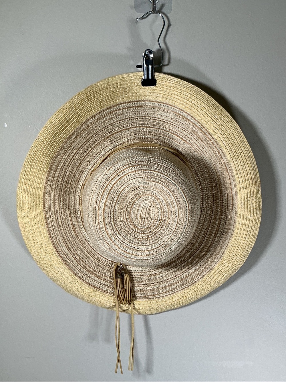 Boho Wide Brim Straw Sun Hat w/ Tassel Detail Beige & Natural